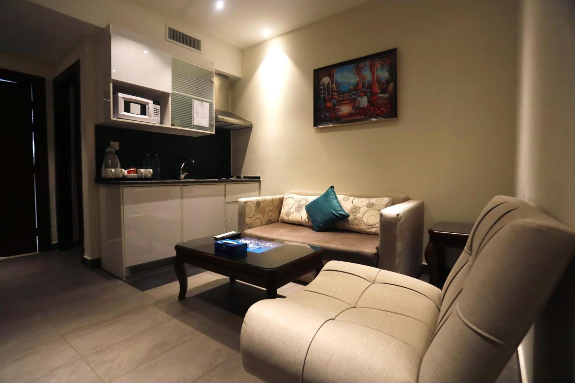 Naylover Hotel Suites Амман Экстерьер фото
