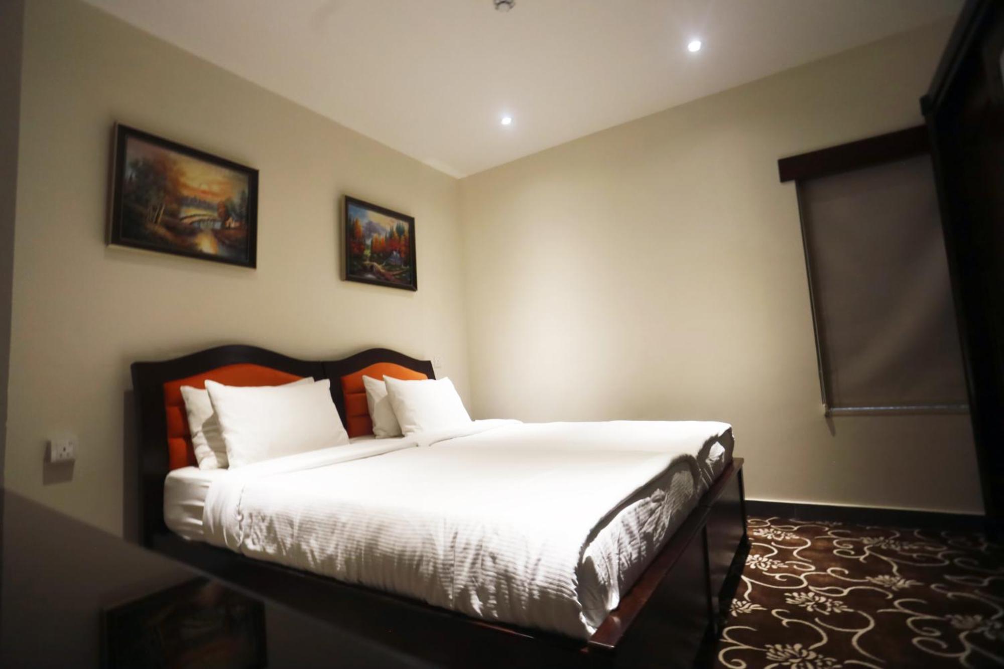 Naylover Hotel Suites Амман Экстерьер фото