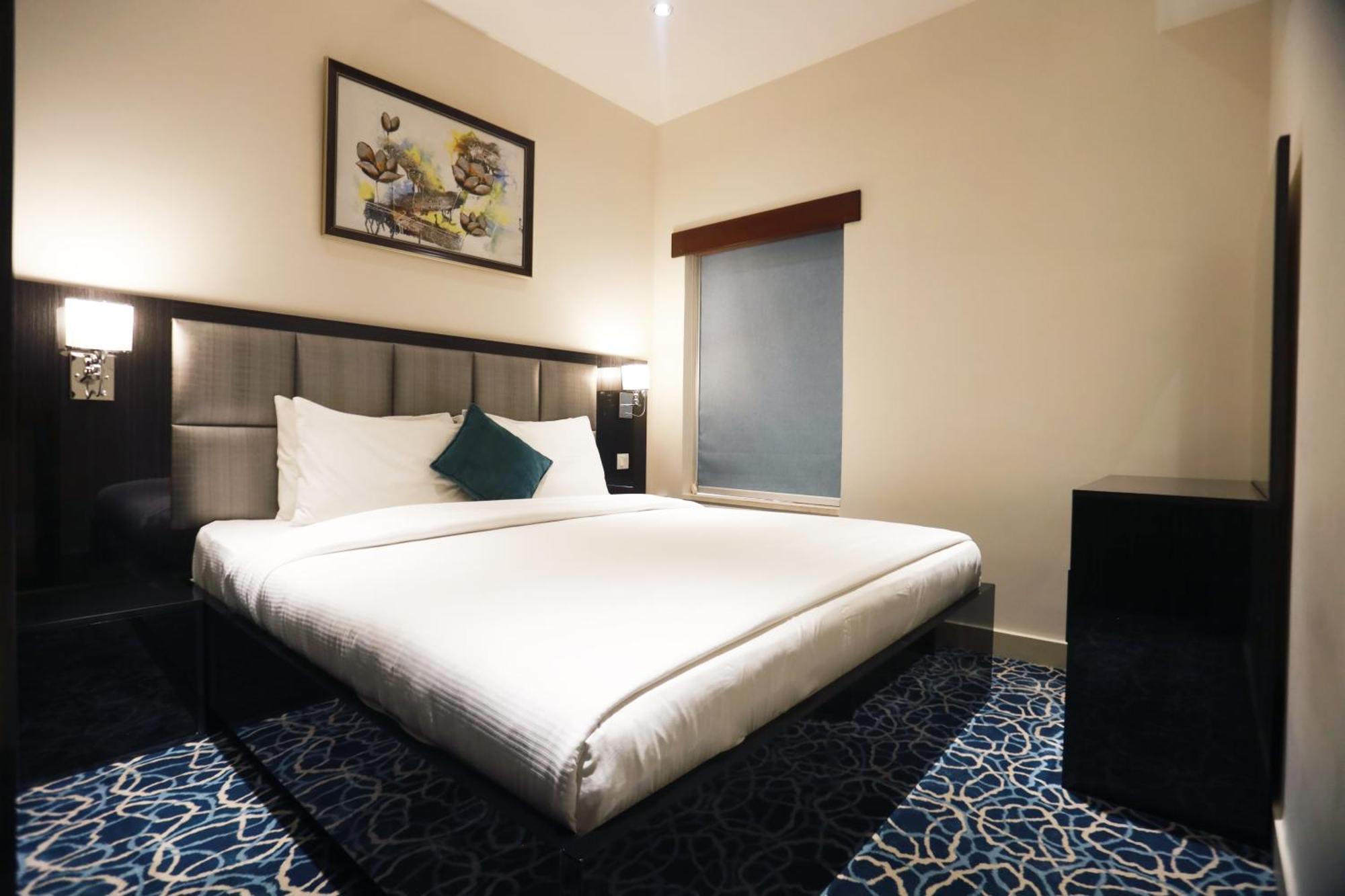 Naylover Hotel Suites Амман Экстерьер фото