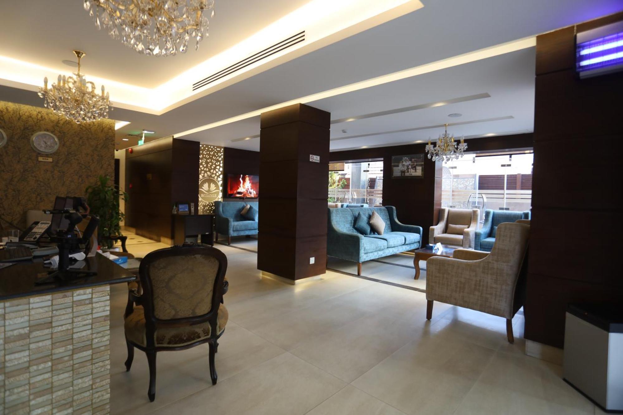 Naylover Hotel Suites Амман Экстерьер фото